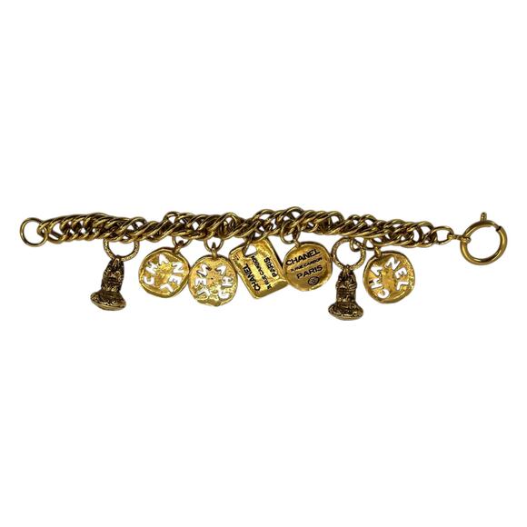 Chanel Vintage Plate Charm Bracelet - Picture 4 of 7